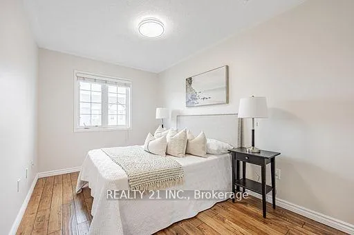 Photo 23 of 13 Ventura Lane, Ajax, Central — HOMEH
