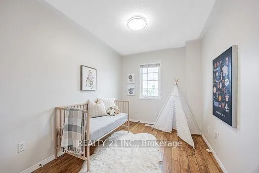 Photo 25 of 13 Ventura Lane, Ajax, Central — HOMEH