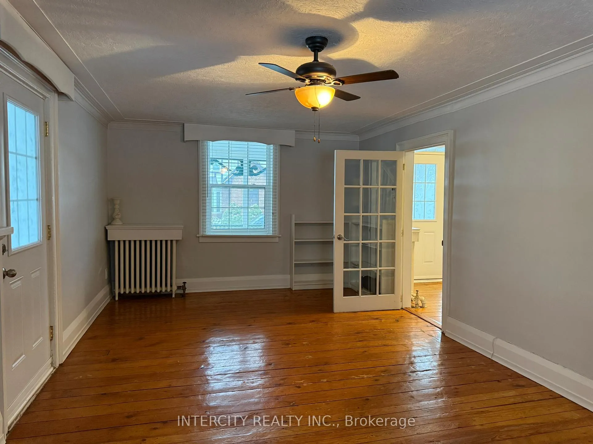Photo 7 of Unit Upper, 117 Clarence Street, Vaughan, West Woodbridge — HOMEH