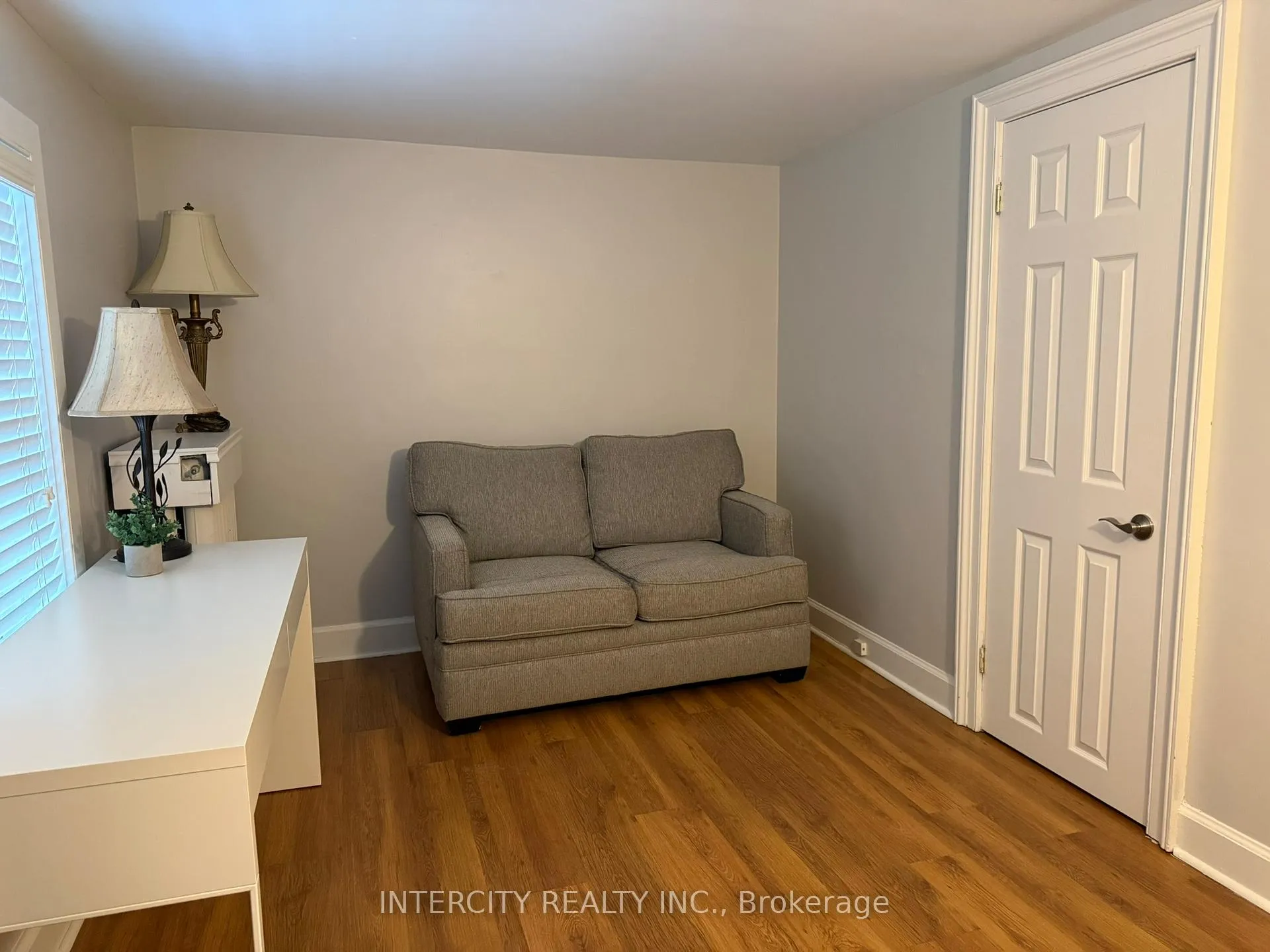 Photo 8 of Unit Upper, 117 Clarence Street, Vaughan, West Woodbridge — HOMEH