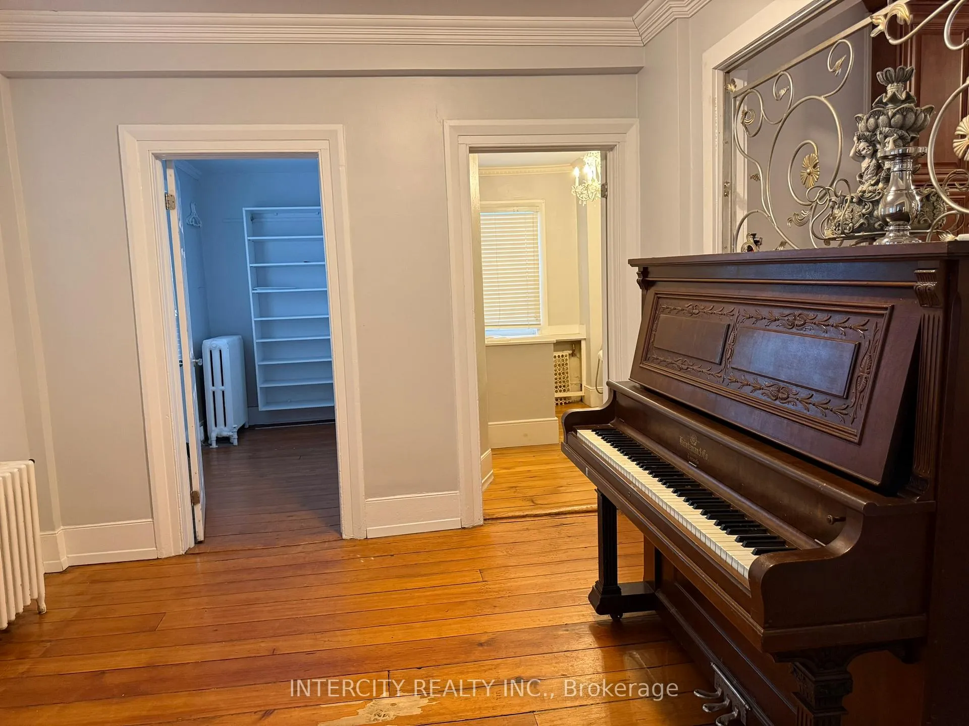 Photo 15 of Unit Upper, 117 Clarence Street, Vaughan, West Woodbridge — HOMEH