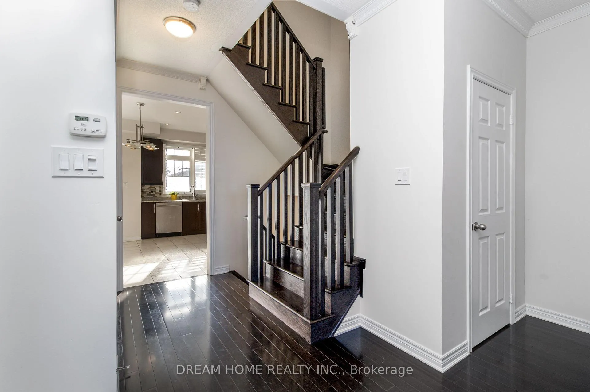 Photo 7 of 31 Dundas Way, Markham, Greensborough — HOMEH