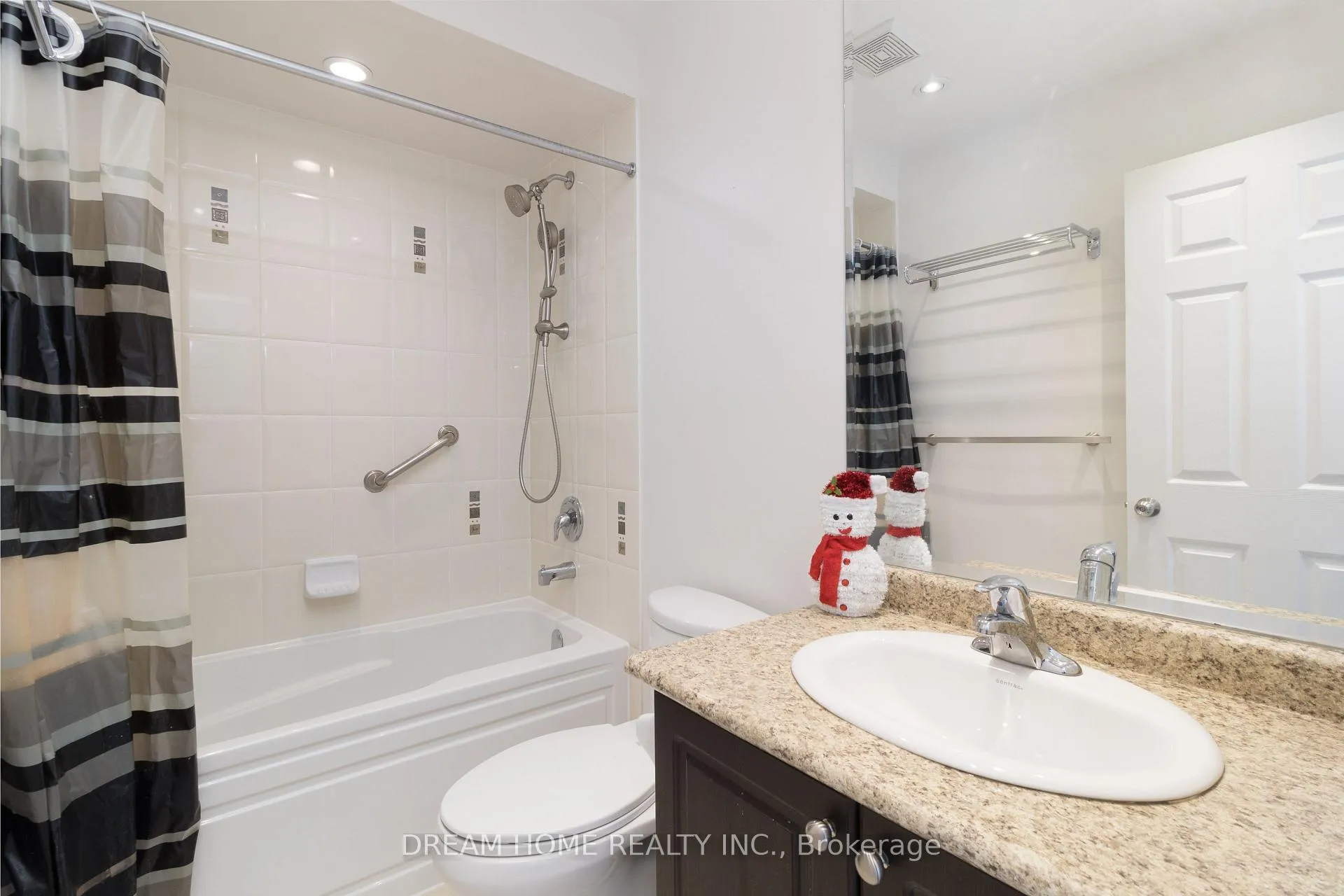 Photo 14 of 31 Dundas Way, Markham, Greensborough — HOMEH
