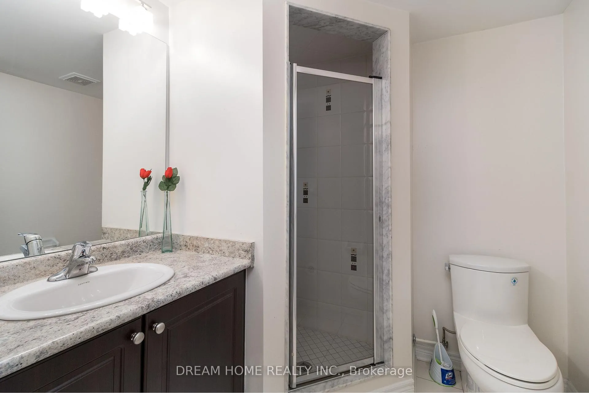 Photo 17 of 31 Dundas Way, Markham, Greensborough — HOMEH