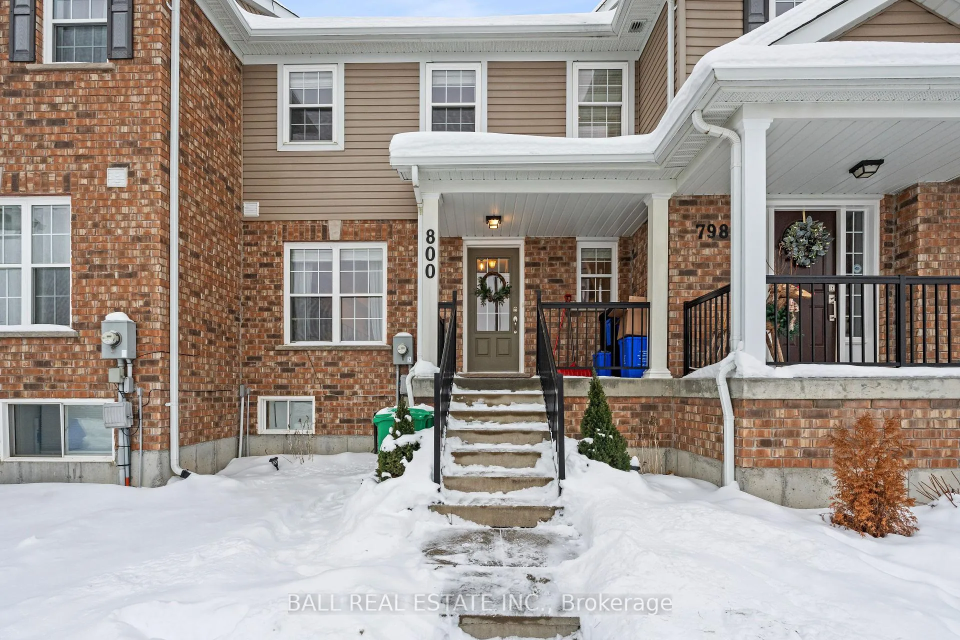 Photo 2 of 800 Broadway Boulevard, Peterborough, Northcrest Ward 5 — HOMEH