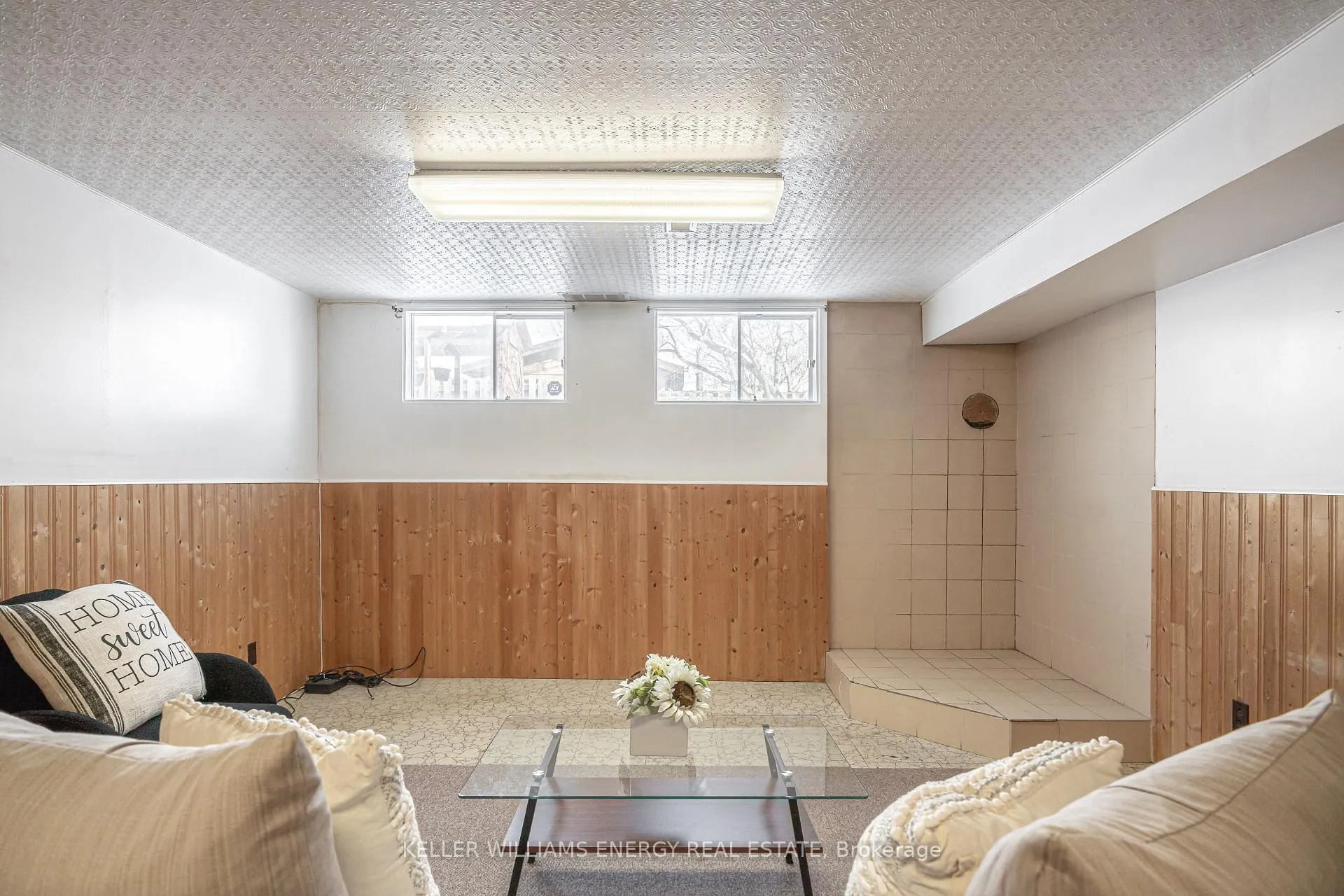 Photo 29 of 469 Waverly Street N, Oshawa, McLaughlin — HOMEH
