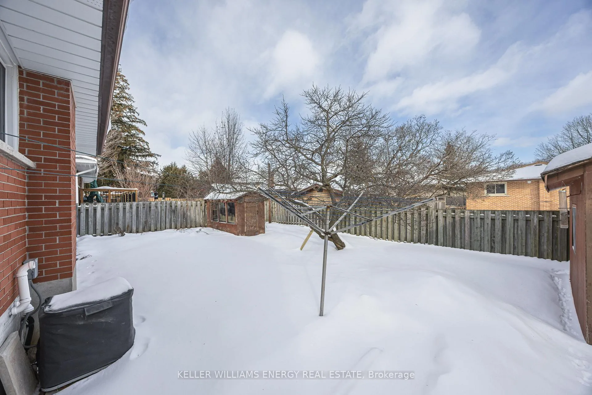 Photo 31 of 469 Waverly Street N, Oshawa, McLaughlin — HOMEH