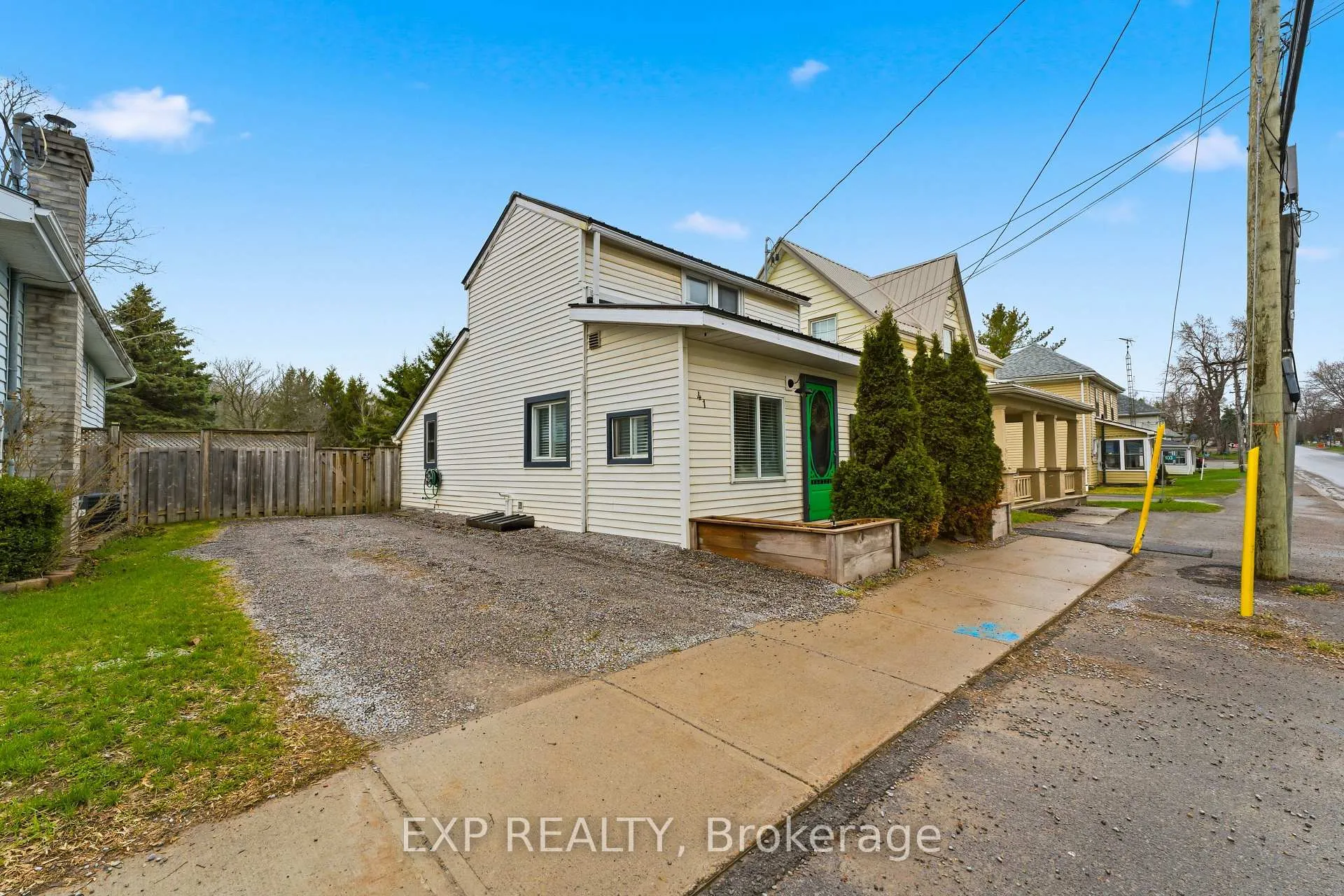 Photo 18 of 41 Lake Street, Prince Edward County, Picton Ward — HOMEH