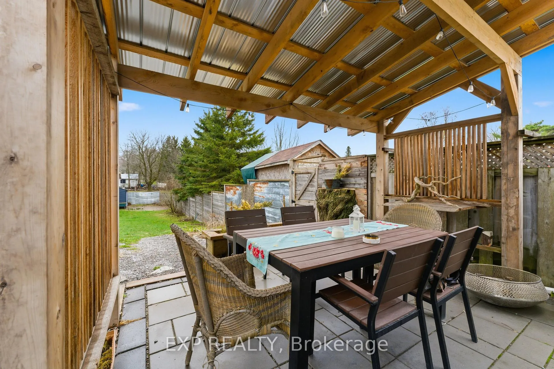 Photo 19 of 41 Lake Street, Prince Edward County, Picton Ward — HOMEH