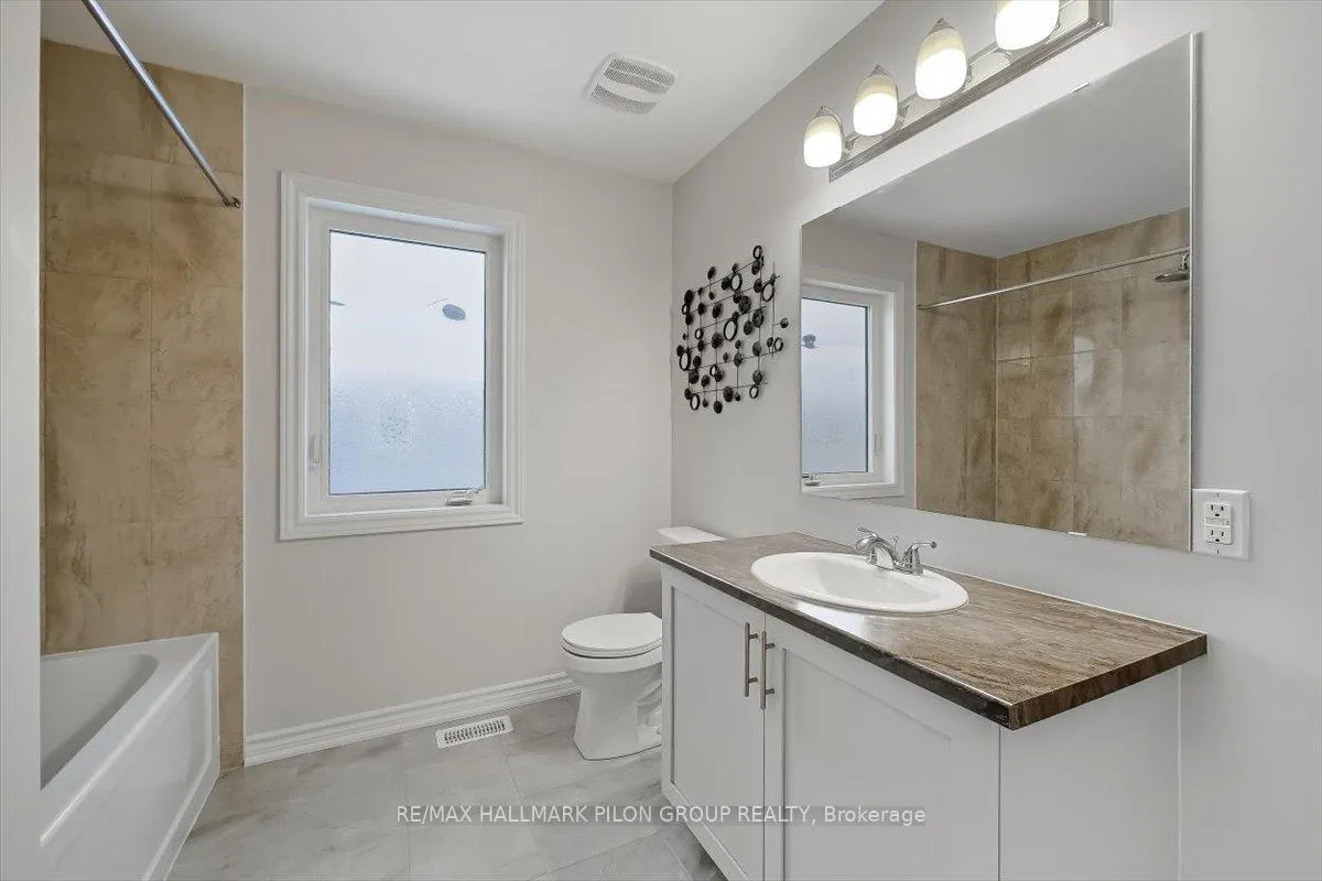 Photo 9 of 504 Loury Row, Ottawa, Chapel Hill South - Orleans Village — HOMEH