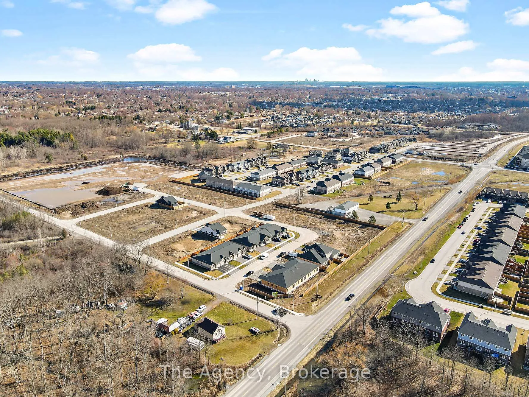 Photo 29 of 15 Austin Drive S, Welland, West Welland — HOMEH