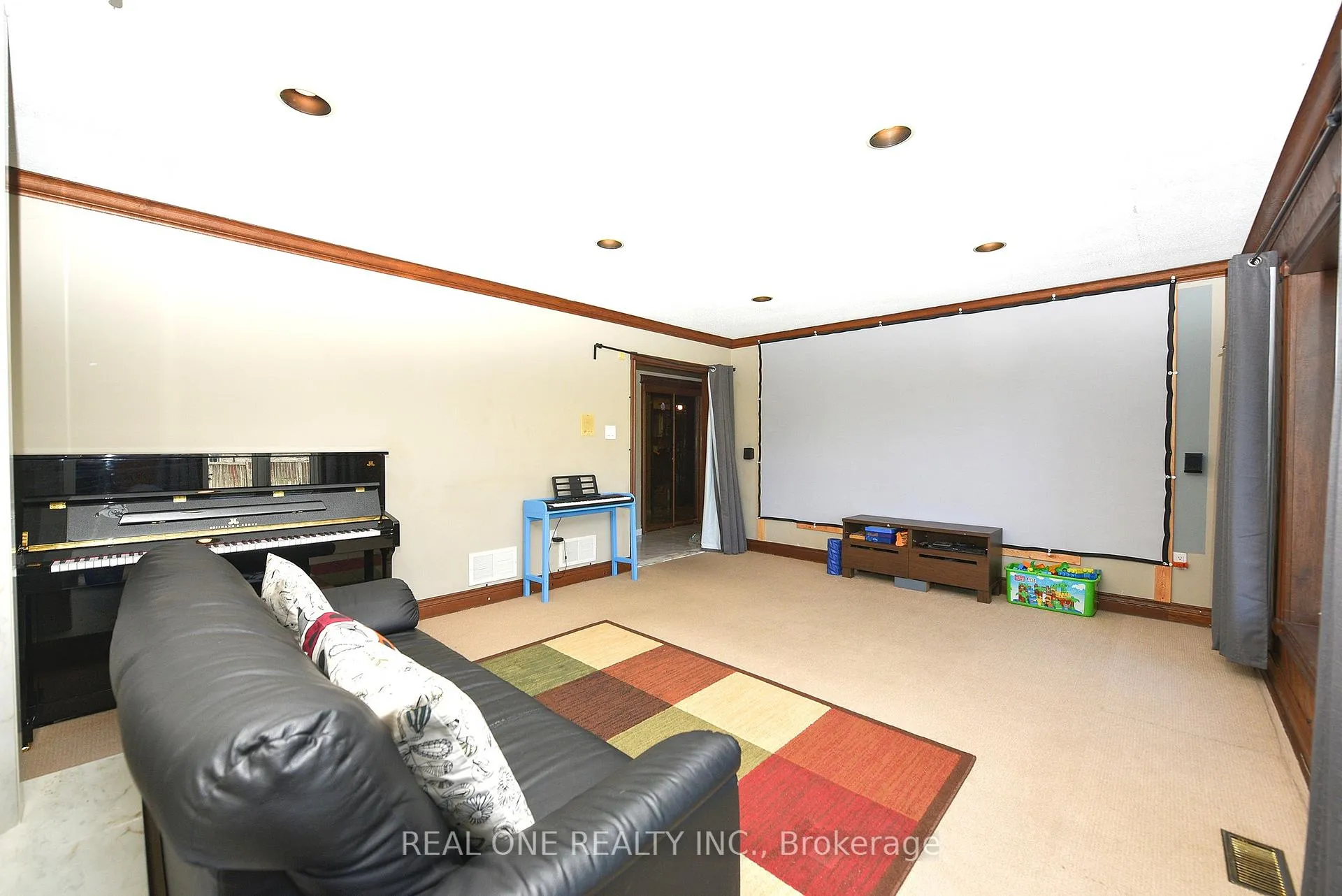 Photo 15 of 62 Lee Avenue, Markham, Milliken Mills East — HOMEH