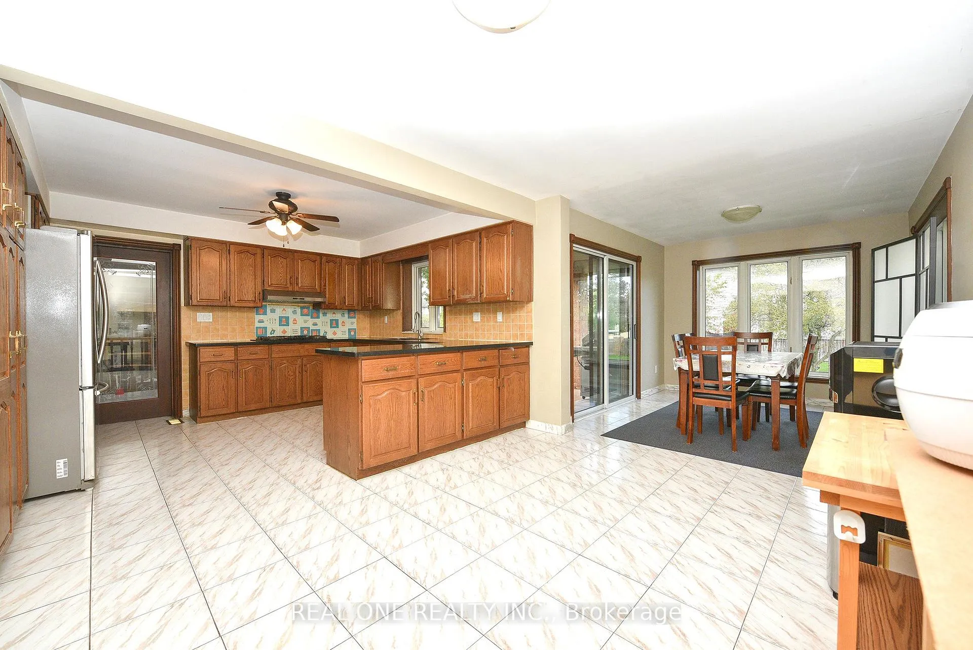 Photo 19 of 62 Lee Avenue, Markham, Milliken Mills East — HOMEH