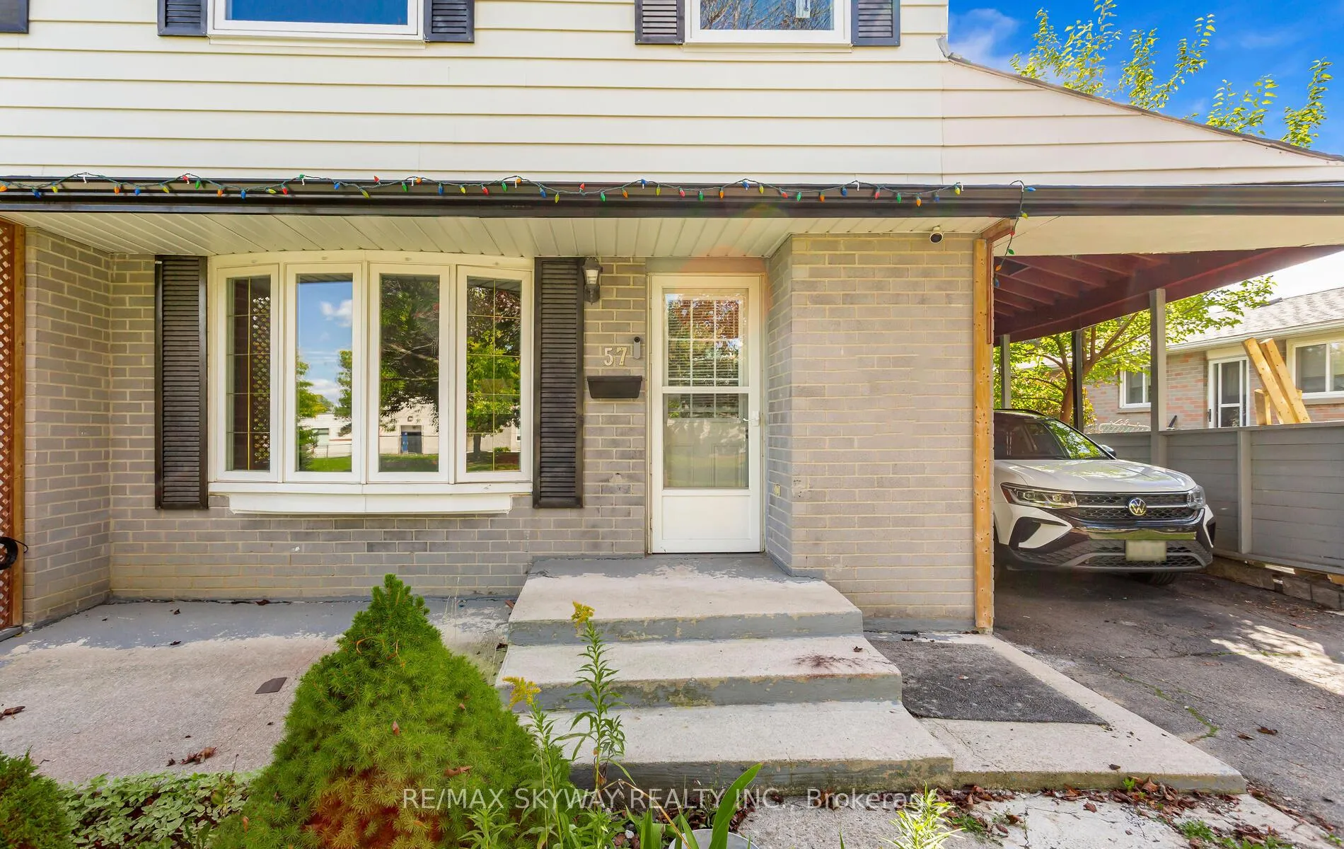 Photo 4 of 57 Jefferson Road, Brampton, Northgate — HOMEH