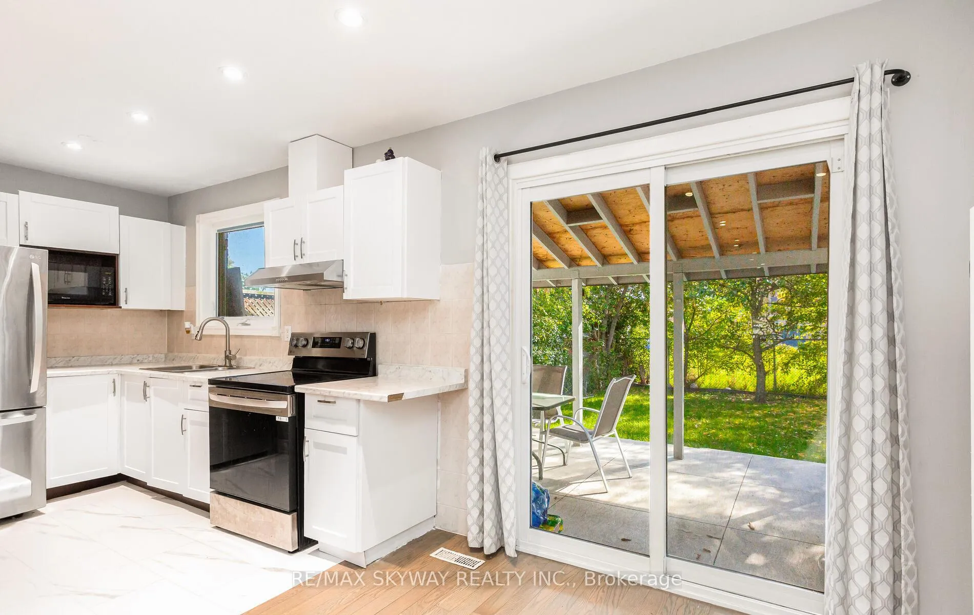 Photo 14 of 57 Jefferson Road, Brampton, Northgate — HOMEH