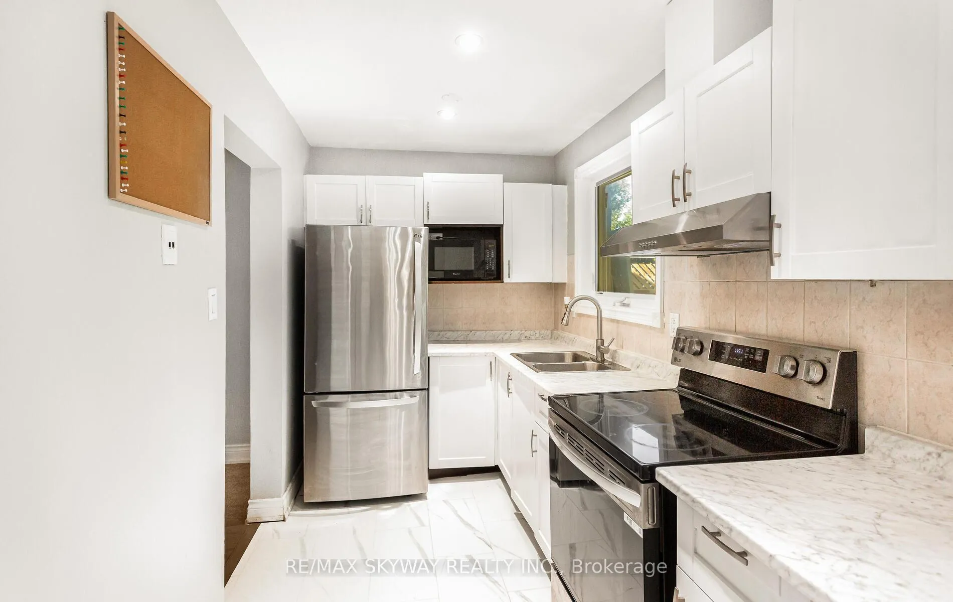 Photo 15 of 57 Jefferson Road, Brampton, Northgate — HOMEH
