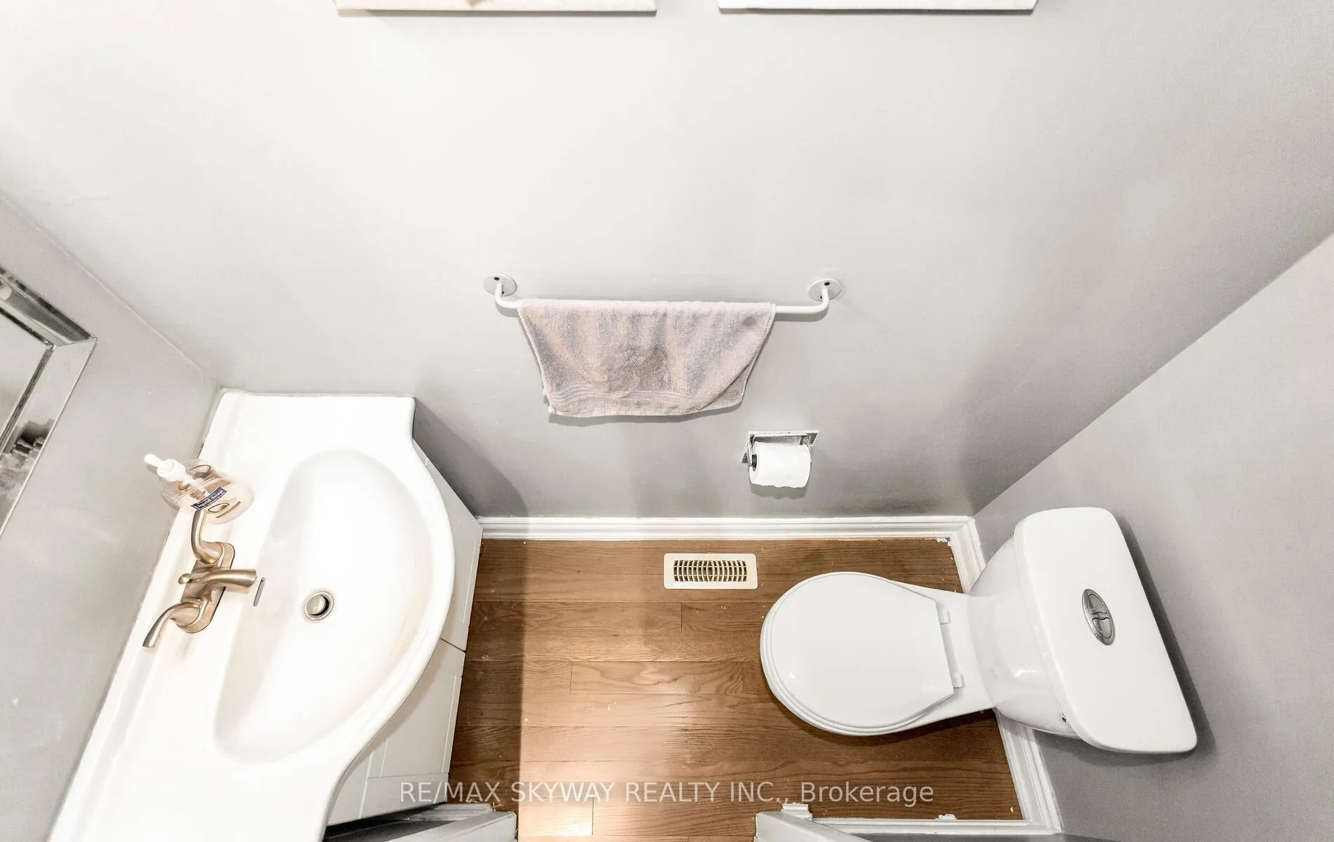 Photo 21 of 57 Jefferson Road, Brampton, Northgate — HOMEH