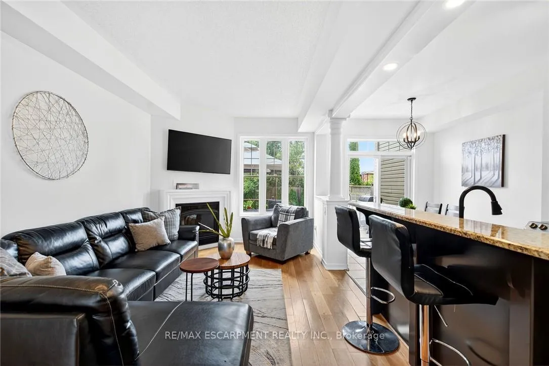 Photo 9 of 161 Nisbet Boulevard, Hamilton, Waterdown — HOMEH