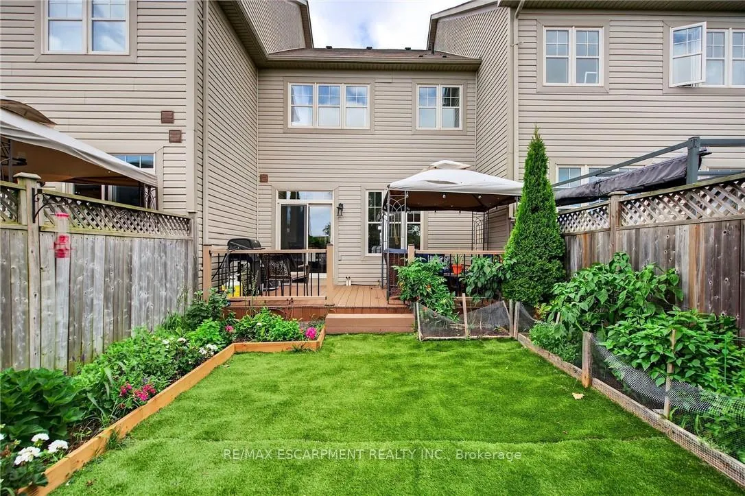 Photo 47 of 161 Nisbet Boulevard, Hamilton, Waterdown — HOMEH