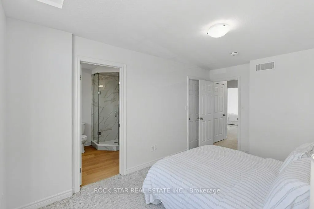 Photo 16 of Unit 14, 55 Madonna Drive, Hamilton, Carpenter — HOMEH