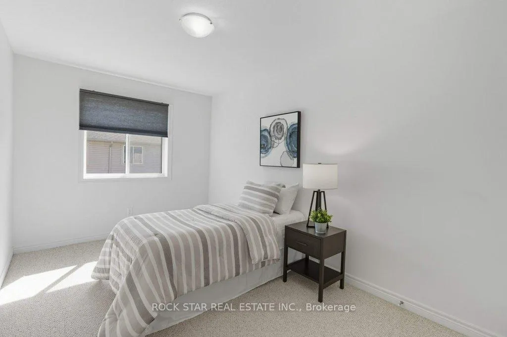 Photo 21 of Unit 14, 55 Madonna Drive, Hamilton, Carpenter — HOMEH