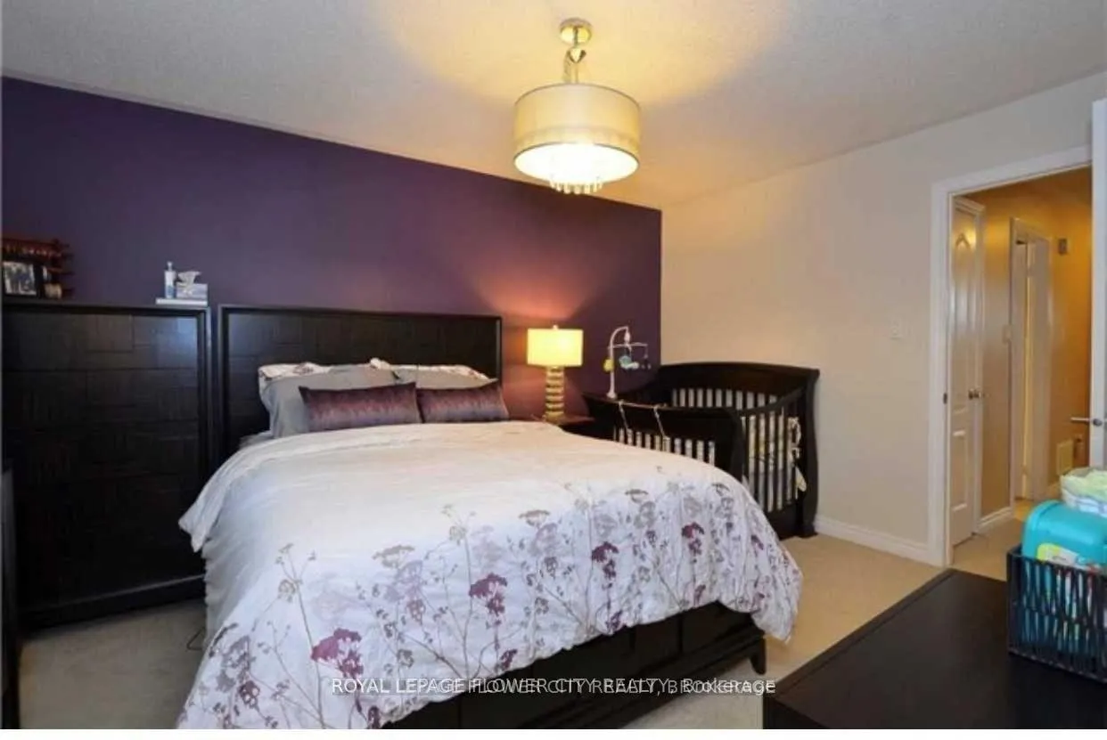 Photo 10 of 37 Blue Diamond Drive, Brampton, Bramalea North Industrial — HOMEH