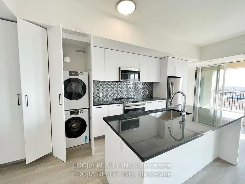 Photo 14 of Unit PH13, 101 cathedral high Street, Markham, Cathedraltown — HOMEH