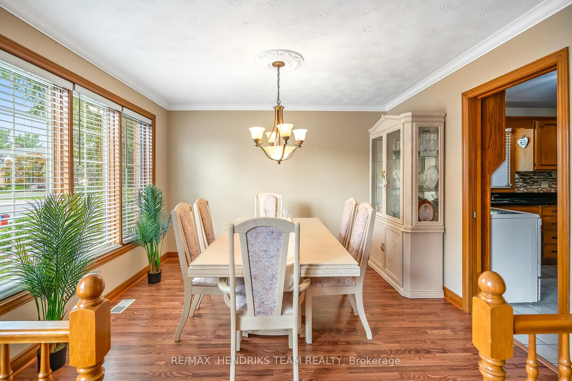 Photo 7 of 3688 Cardinal Drive, Niagara Falls, Mt. Carmel — HOMEH