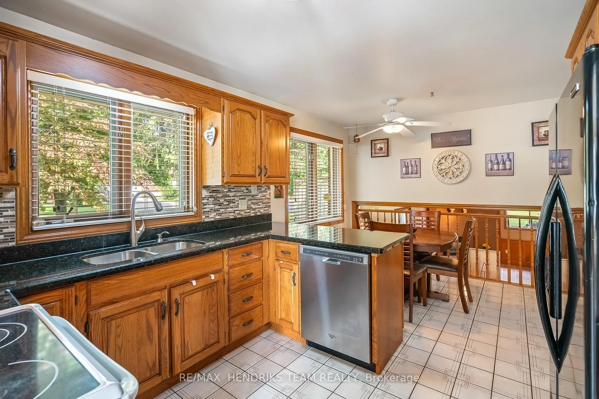 Photo 9 of 3688 Cardinal Drive, Niagara Falls, Mt. Carmel — HOMEH