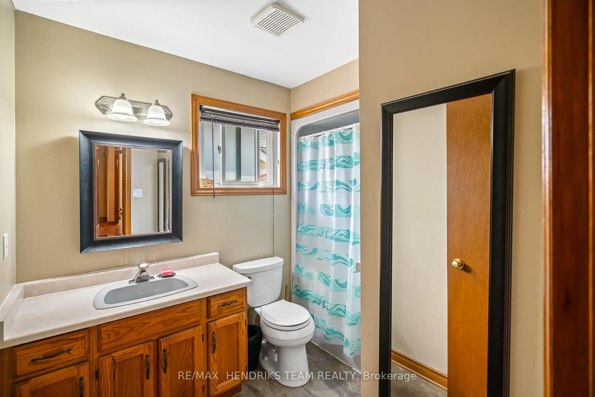 Photo 15 of 3688 Cardinal Drive, Niagara Falls, Mt. Carmel — HOMEH