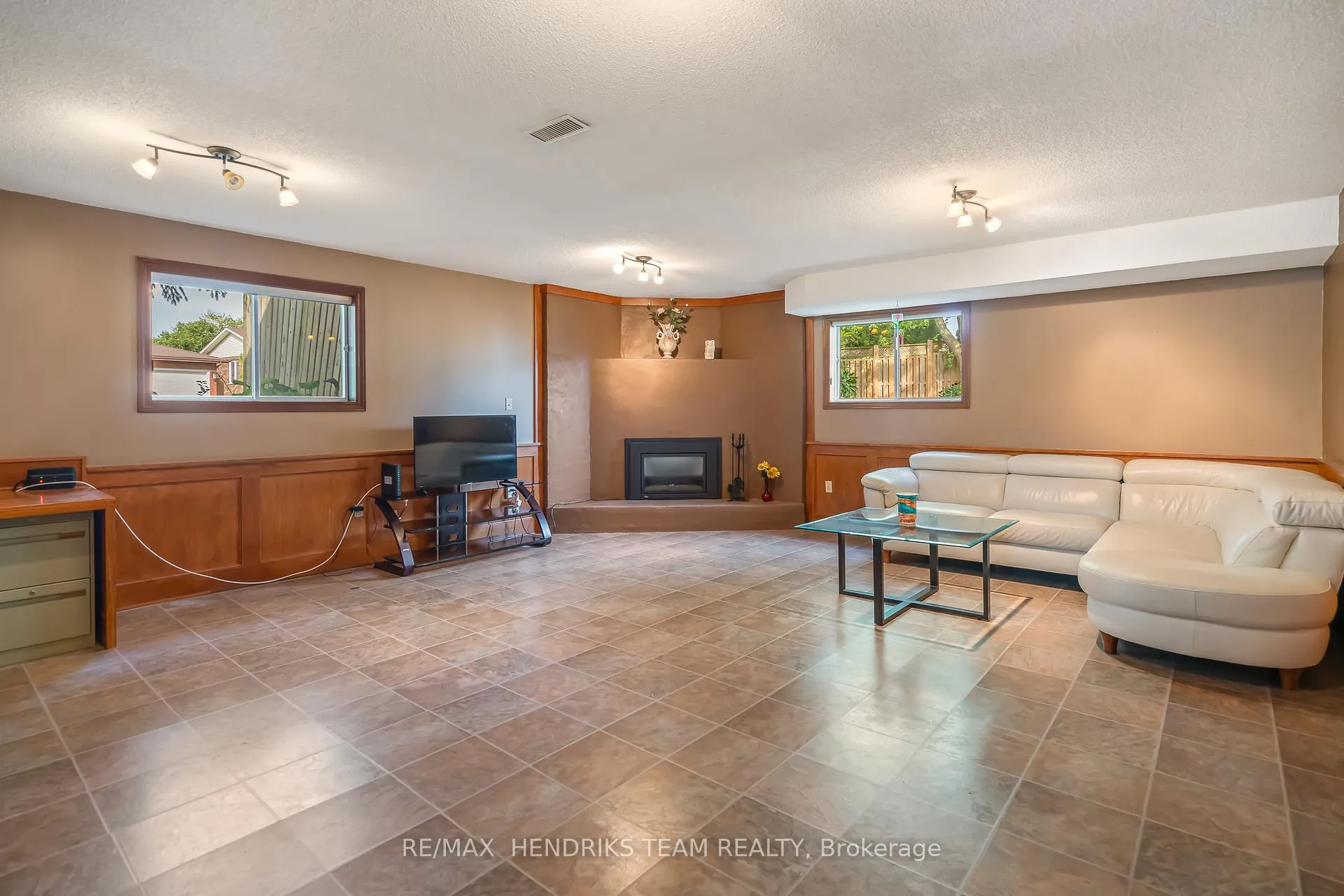 Photo 19 of 3688 Cardinal Drive, Niagara Falls, Mt. Carmel — HOMEH