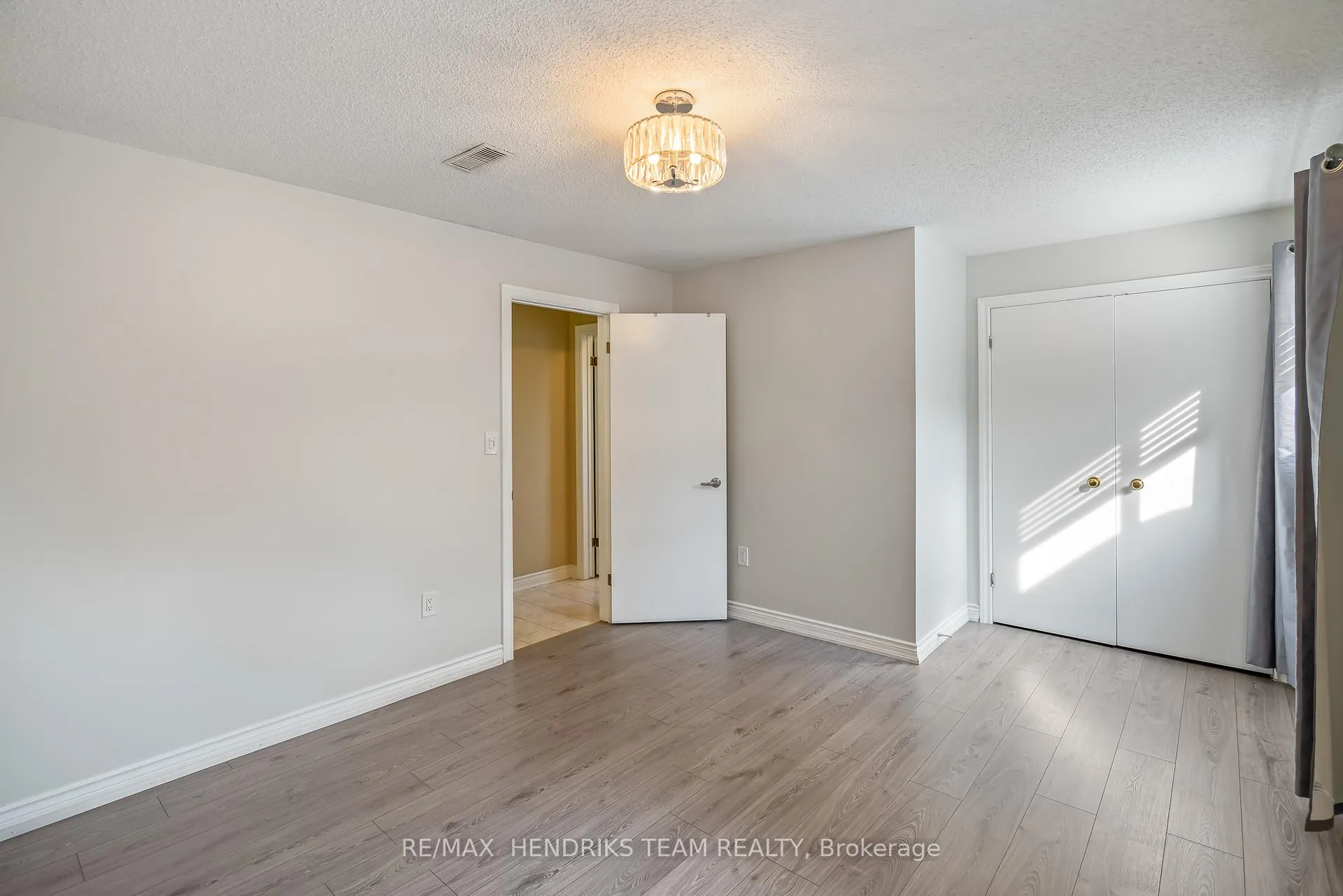 Photo 22 of 3688 Cardinal Drive, Niagara Falls, Mt. Carmel — HOMEH