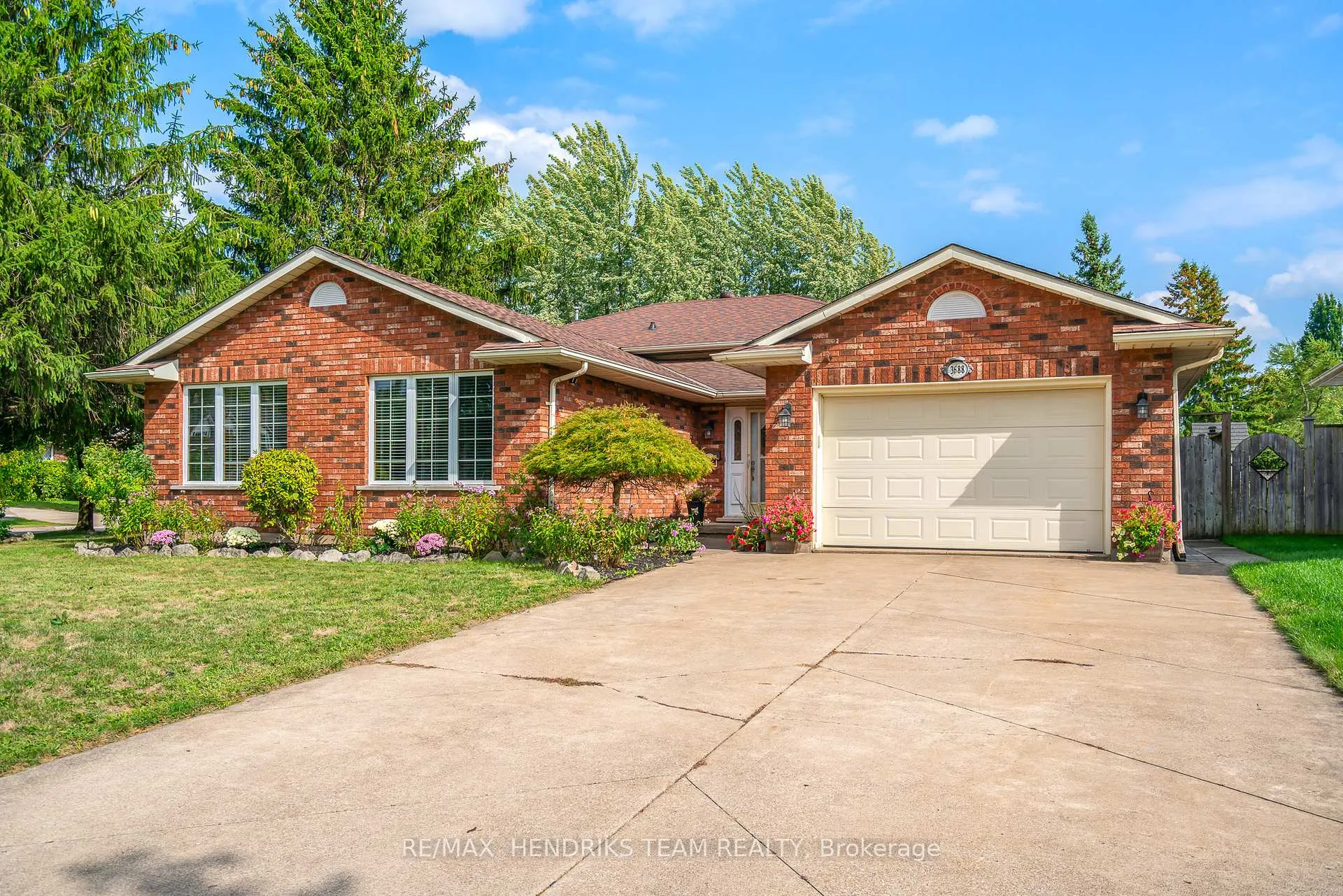 Photo 36 of 3688 Cardinal Drive, Niagara Falls, Mt. Carmel — HOMEH