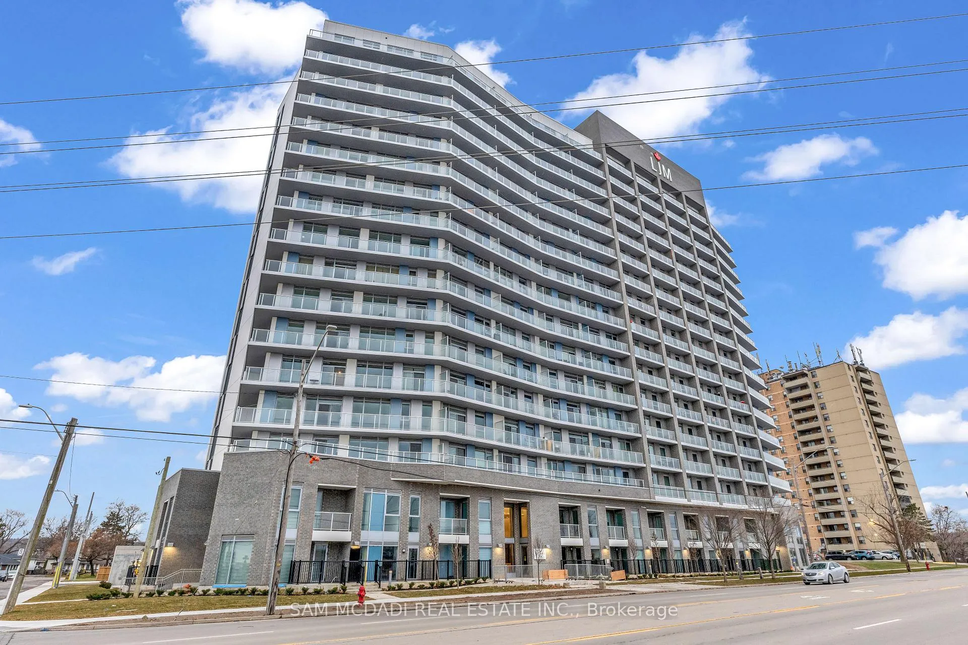 Photo 2 of Unit 708, 2782 Barton Street E, Hamilton, Riverdale — HOMEH