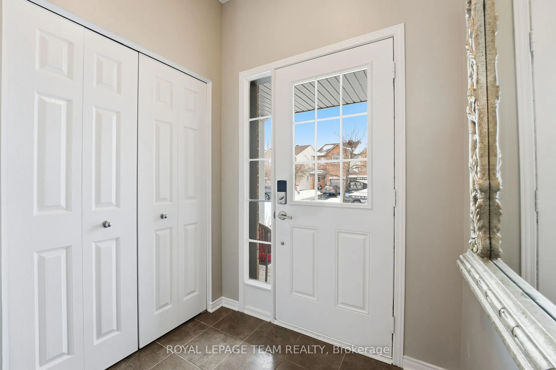 Photo 3 of 229 Opus Street, Ottawa, Kanata - Emerald Meadows/Trailwest — HOMEH