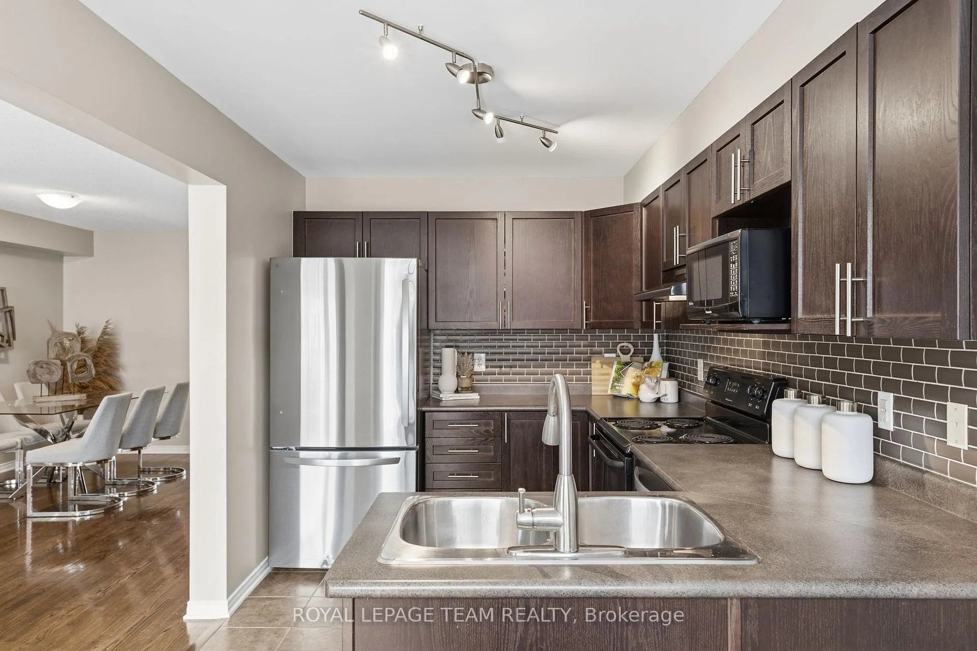 Photo 17 of 229 Opus Street, Ottawa, Kanata - Emerald Meadows/Trailwest — HOMEH