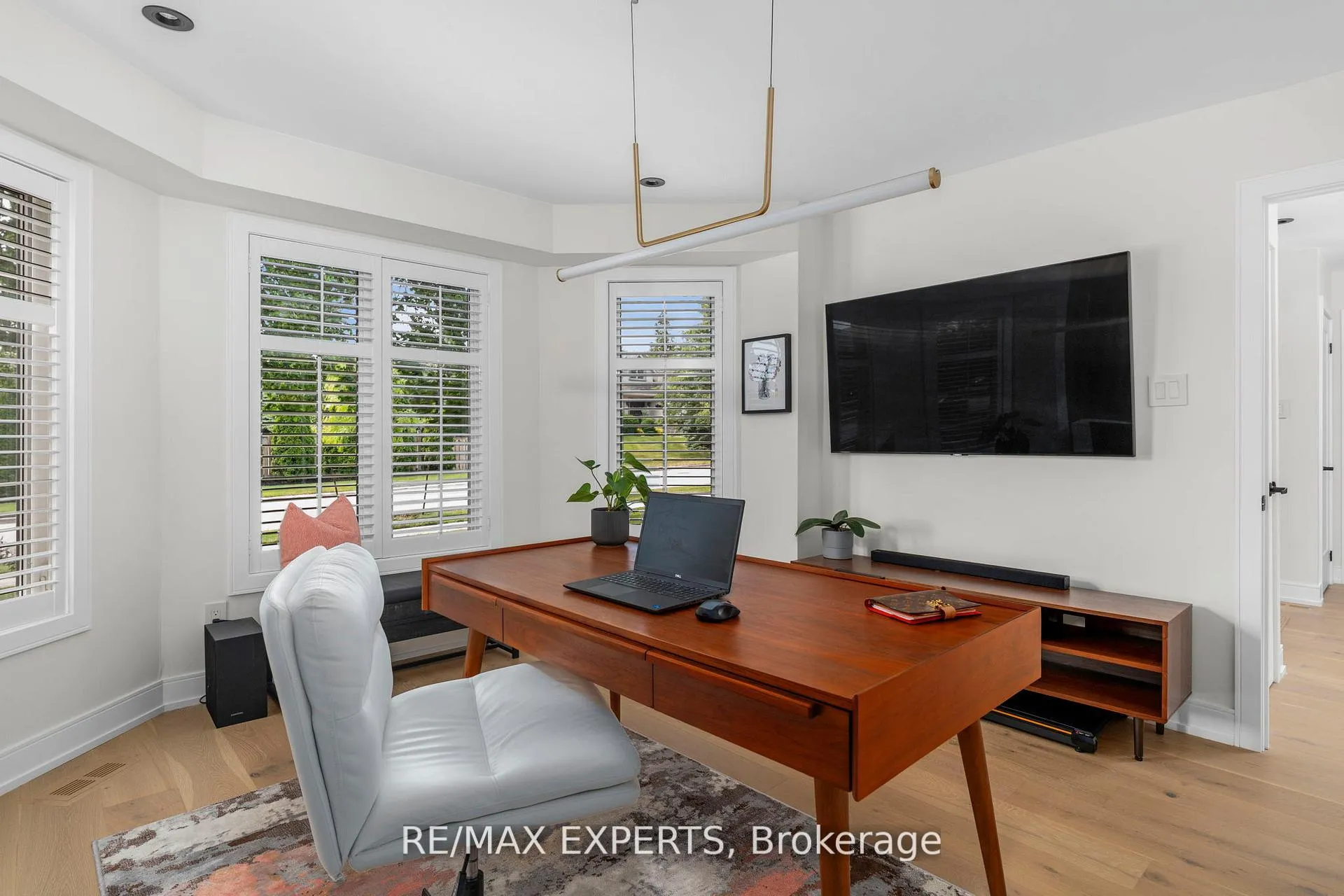 Photo 7 of 21 McCutcheon Avenue, King, Nobleton — HOMEH