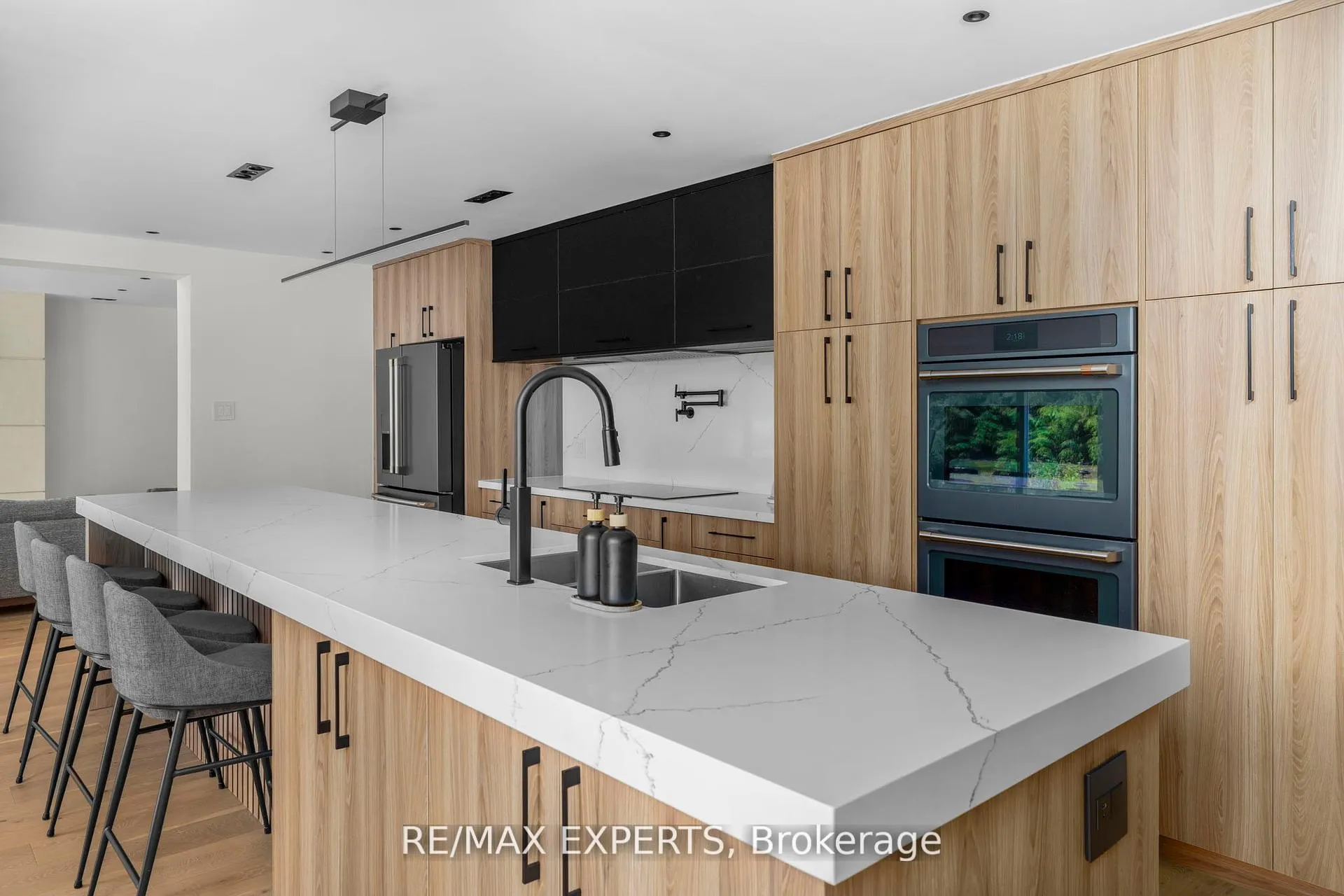 Photo 16 of 21 McCutcheon Avenue, King, Nobleton — HOMEH