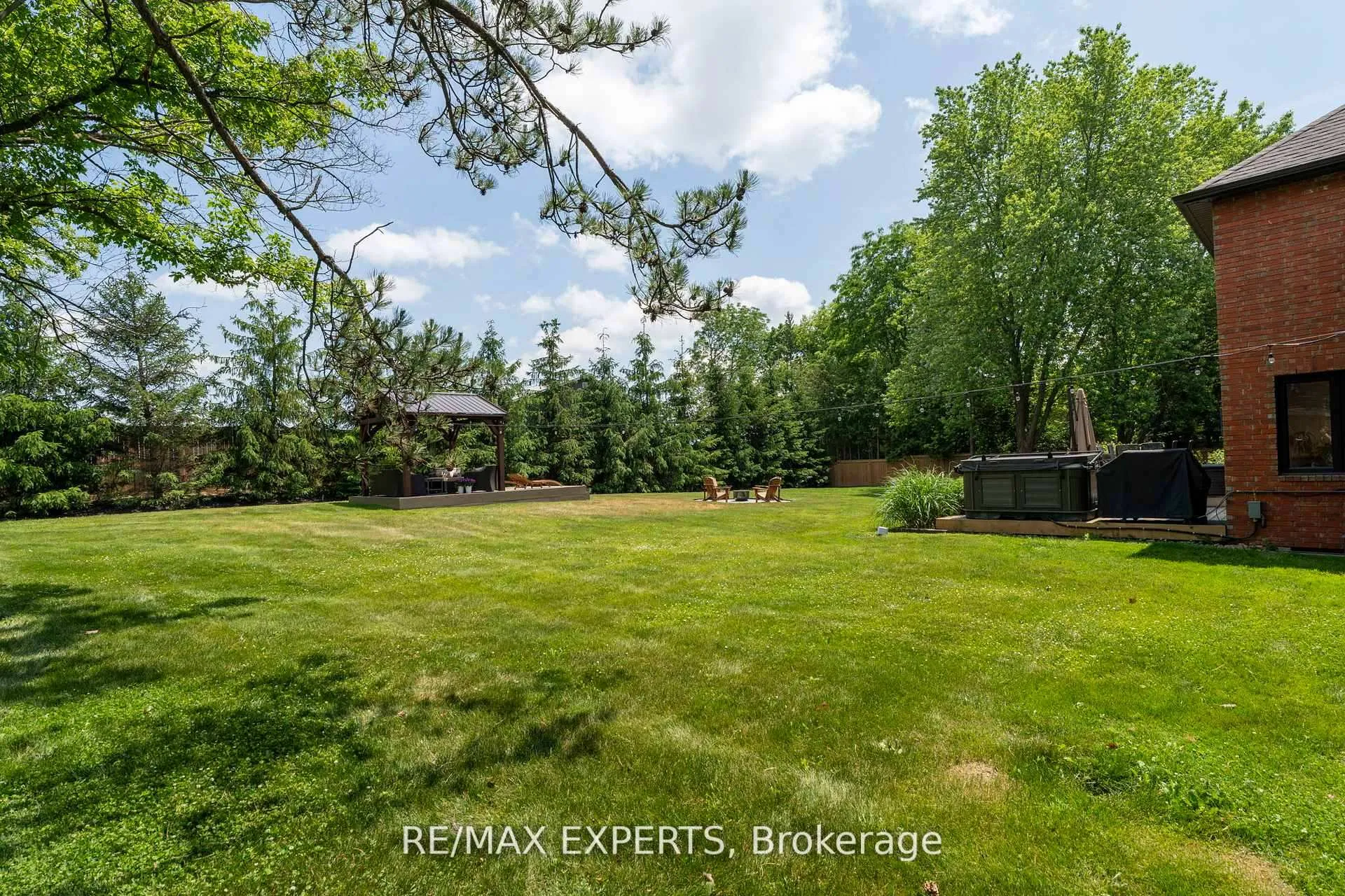 Photo 42 of 21 McCutcheon Avenue, King, Nobleton — HOMEH