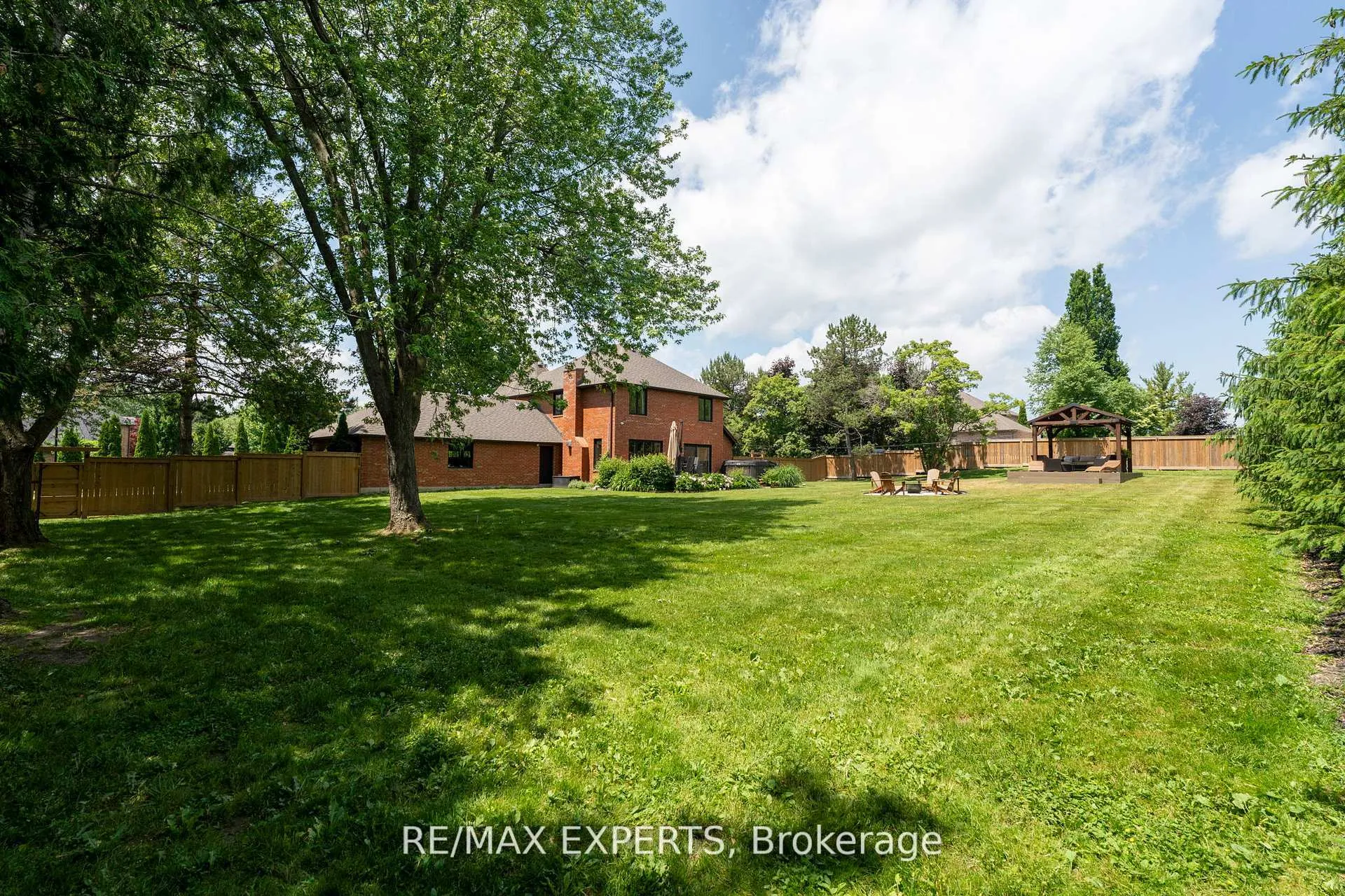 Photo 43 of 21 McCutcheon Avenue, King, Nobleton — HOMEH