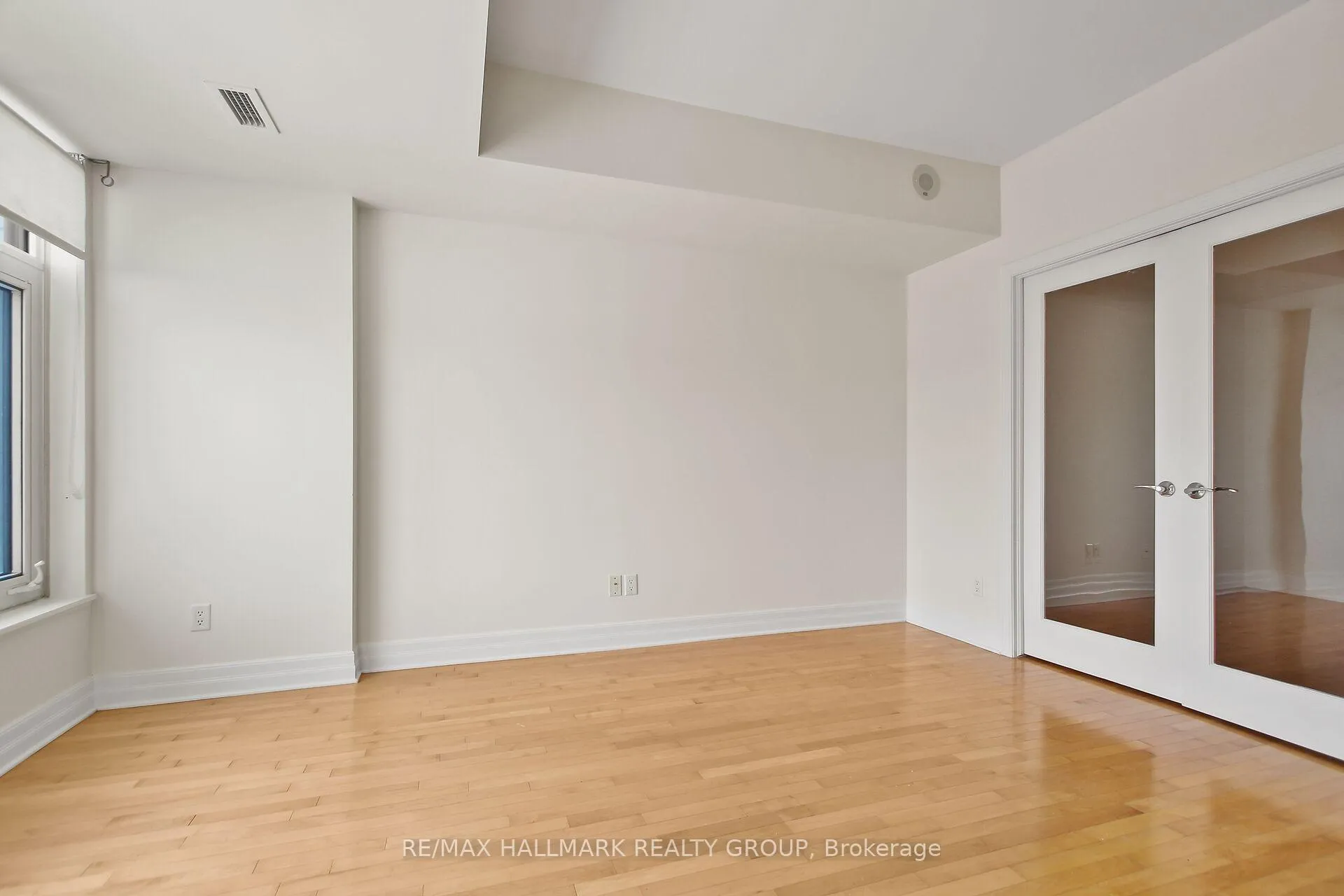 Photo 24 of Unit 402, 75 Cleary Avenue, Ottawa, Woodroffe — HOMEH