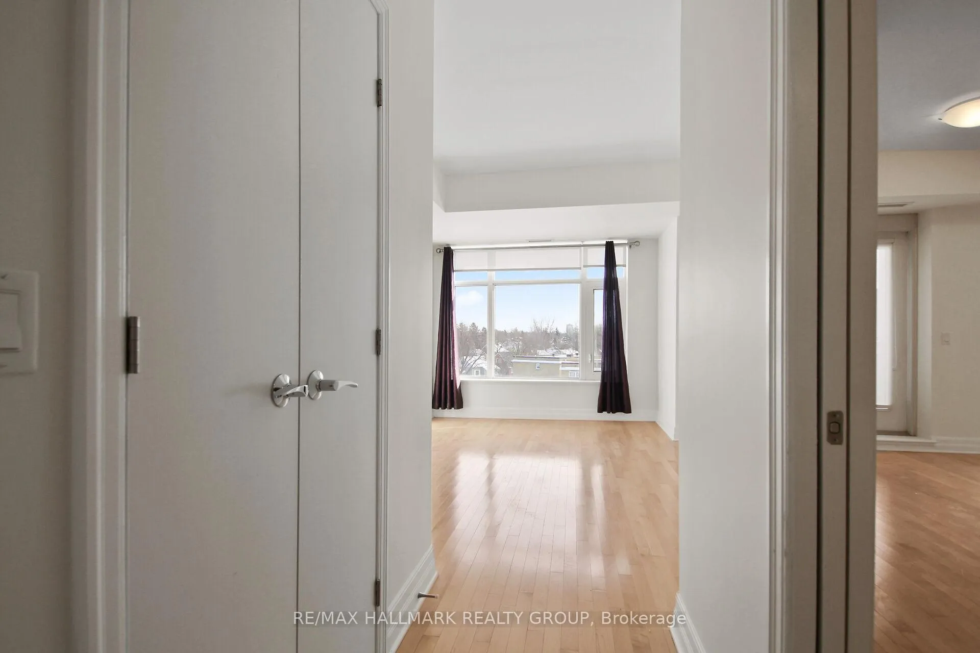 Photo 26 of Unit 402, 75 Cleary Avenue, Ottawa, Woodroffe — HOMEH