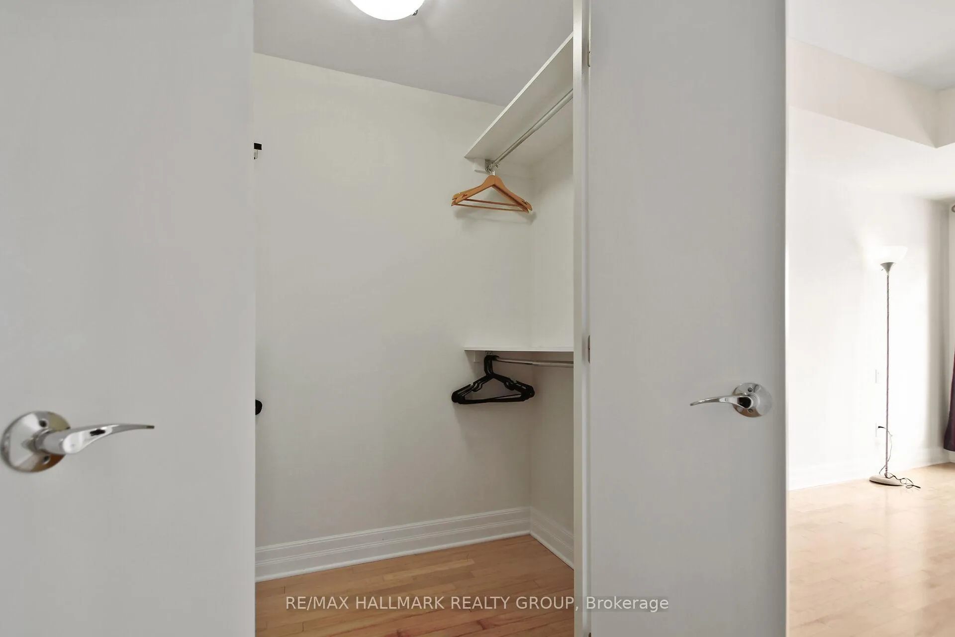 Photo 27 of Unit 402, 75 Cleary Avenue, Ottawa, Woodroffe — HOMEH