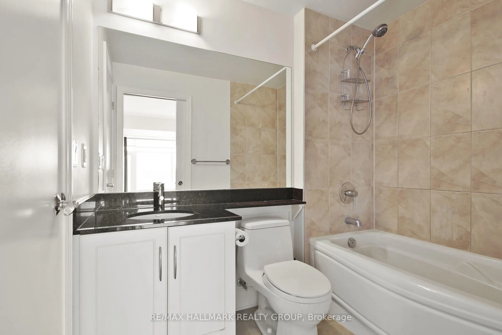 Photo 33 of Unit 402, 75 Cleary Avenue, Ottawa, Woodroffe — HOMEH