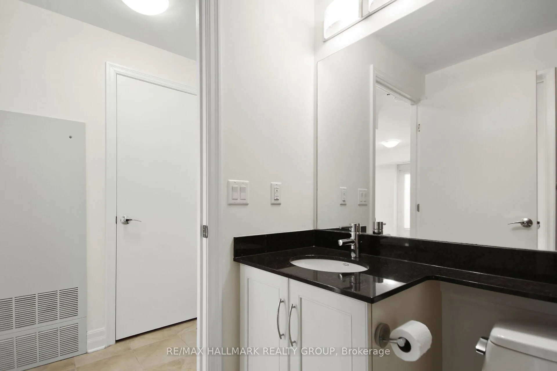 Photo 34 of Unit 402, 75 Cleary Avenue, Ottawa, Woodroffe — HOMEH