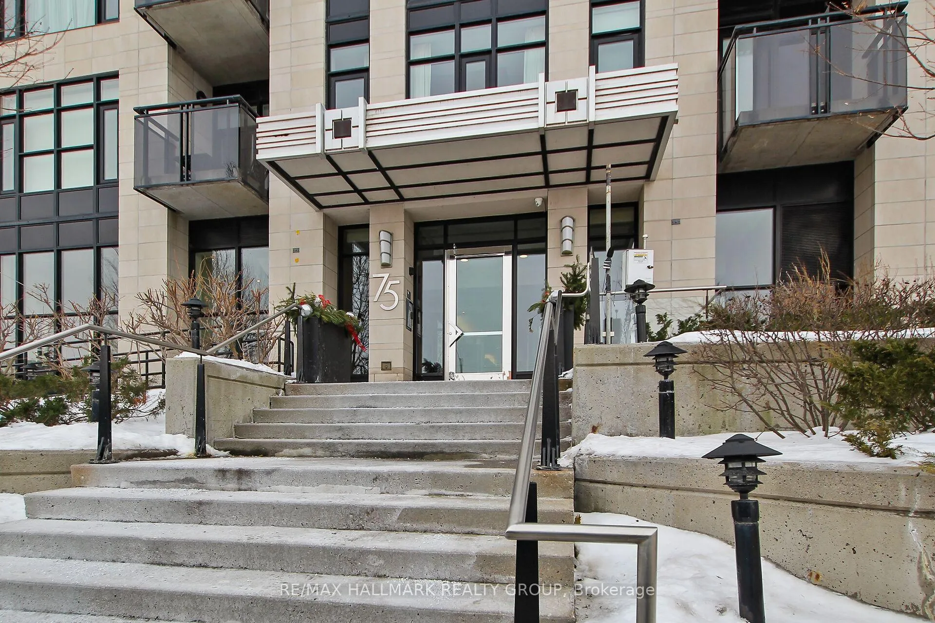 Photo 44 of Unit 402, 75 Cleary Avenue, Ottawa, Woodroffe — HOMEH