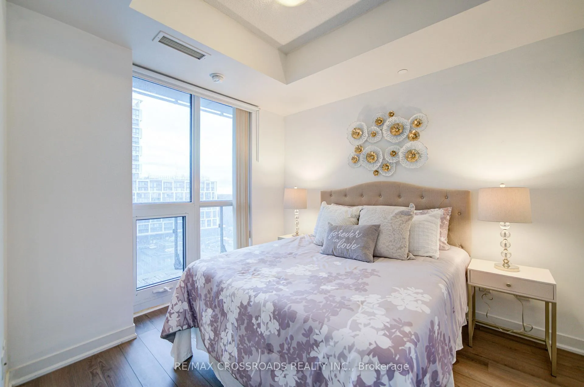 Photo 18 of Unit 1301, 60 Berwick Avenue, Toronto, Yonge-Eglinton — HOMEH