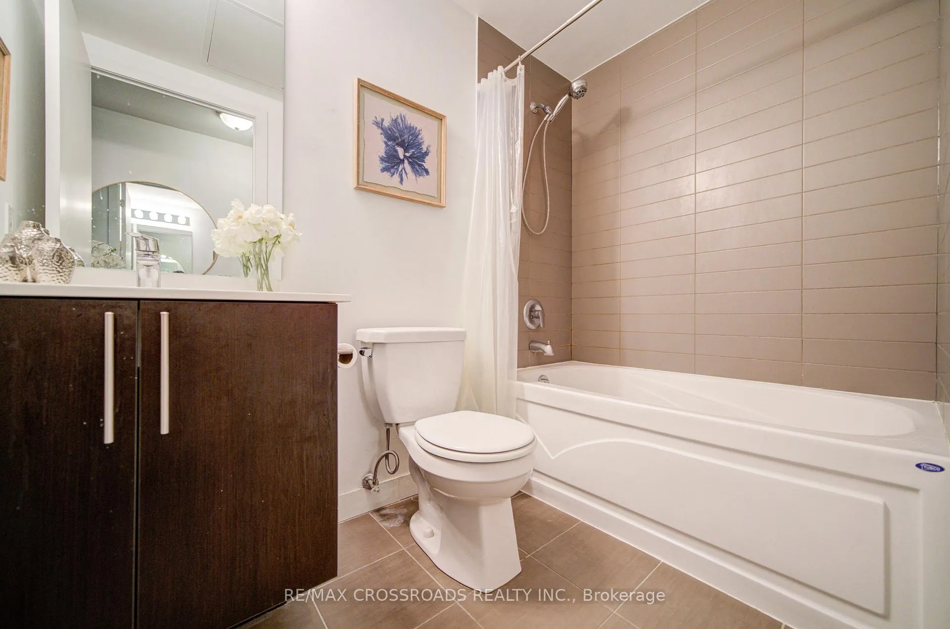 Photo 22 of Unit 1301, 60 Berwick Avenue, Toronto, Yonge-Eglinton — HOMEH