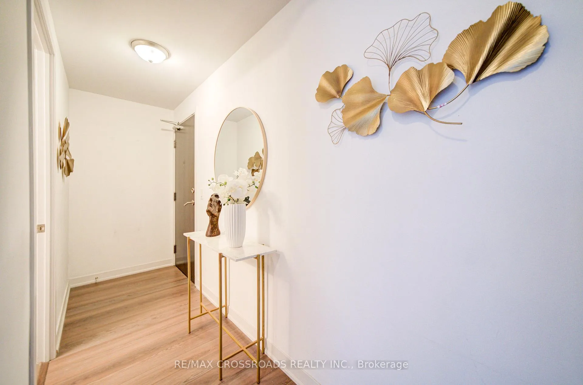 Photo 24 of Unit 1301, 60 Berwick Avenue, Toronto, Yonge-Eglinton — HOMEH