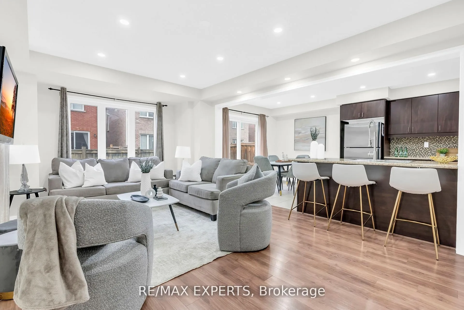 Photo 9 of 1544 Gainer Crescent, Milton, Clarke — HOMEH